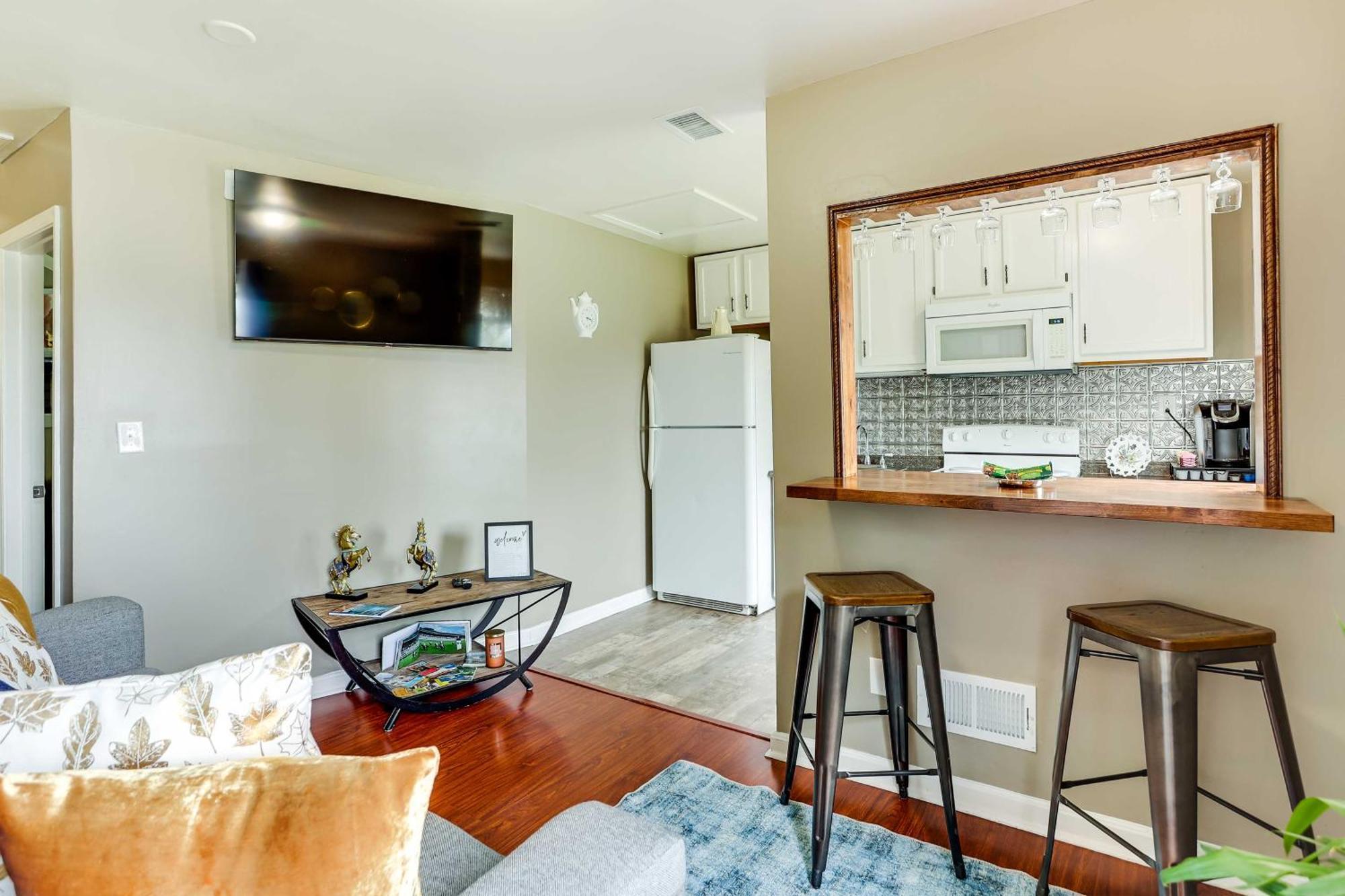 Louisville Apartment - Walk To Restaurants! Екстериор снимка