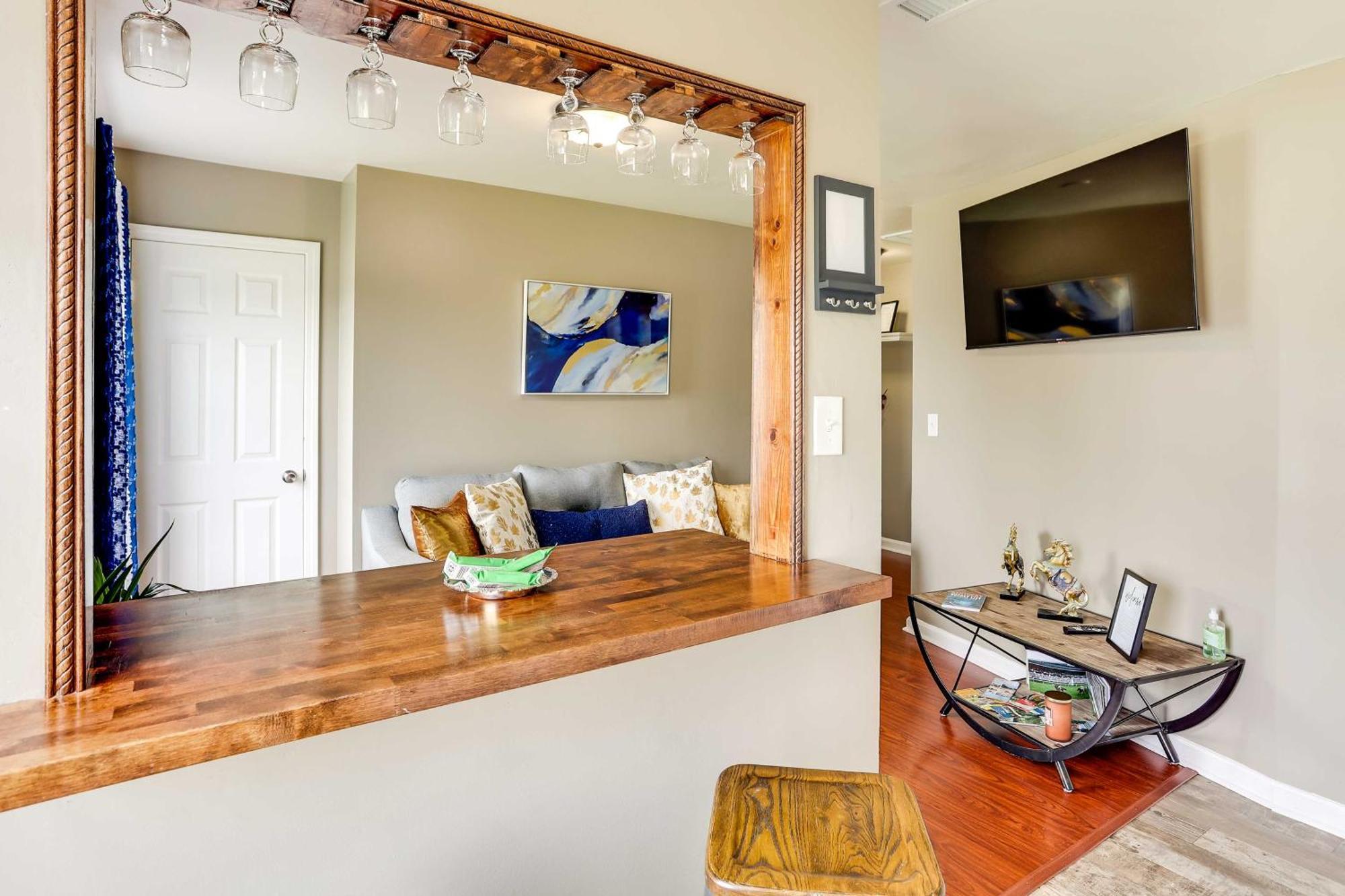 Louisville Apartment - Walk To Restaurants! Екстериор снимка